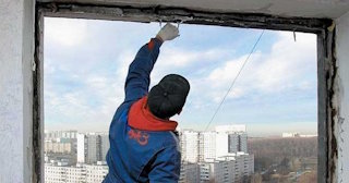 Демонтаж остекления балкона в Обнинске - цена от 575 руб. - Сварной-Бнн